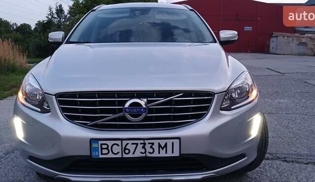 Сірий Вольво ХС60, об'ємом двигуна 2 л та пробігом 244 тис. км за 14200 $, фото 18 на Automoto.ua