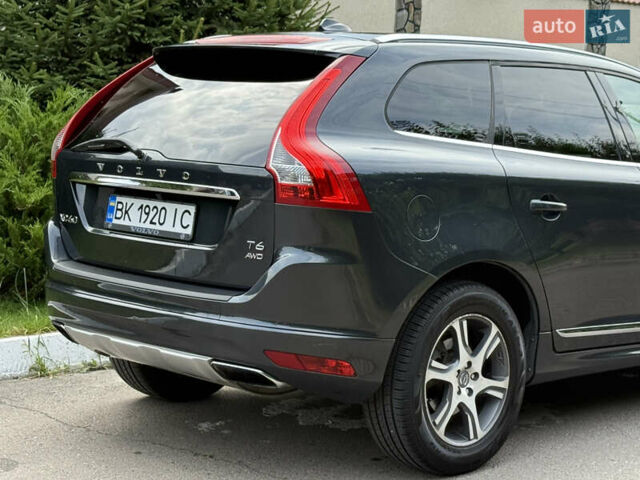 Сірий Вольво ХС60, об'ємом двигуна 3 л та пробігом 180 тис. км за 14950 $, фото 15 на Automoto.ua