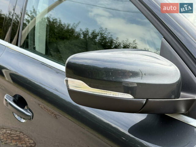 Сірий Вольво ХС60, об'ємом двигуна 3 л та пробігом 180 тис. км за 14950 $, фото 13 на Automoto.ua