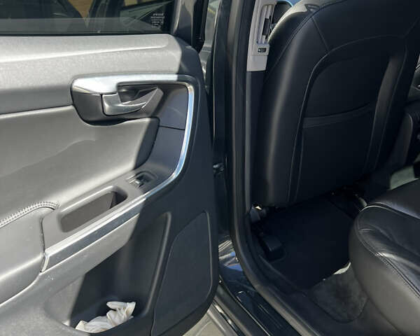 Сірий Вольво ХС60, об'ємом двигуна 1.97 л та пробігом 185 тис. км за 15600 $, фото 11 на Automoto.ua