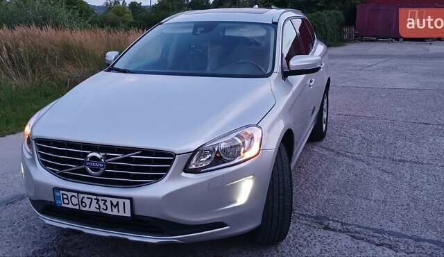 Сірий Вольво ХС60, об'ємом двигуна 2 л та пробігом 244 тис. км за 14200 $, фото 11 на Automoto.ua