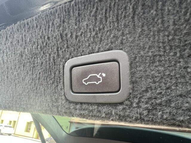 Серый Вольво ХС60, объемом двигателя 2.4 л и пробегом 306 тыс. км за 15300 $, фото 23 на Automoto.ua