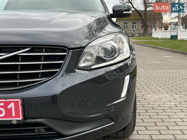 Серый Вольво ХС60, объемом двигателя 2.4 л и пробегом 215 тыс. км за 19900 $, фото 8 на Automoto.ua