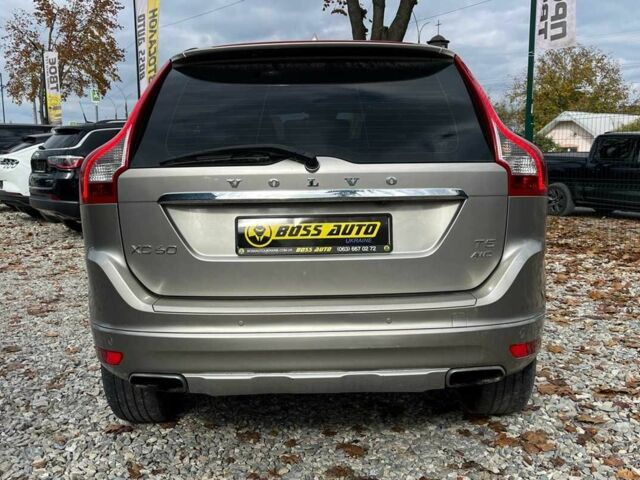 Серый Вольво ХС60, объемом двигателя 2.5 л и пробегом 258 тыс. км за 15999 $, фото 5 на Automoto.ua