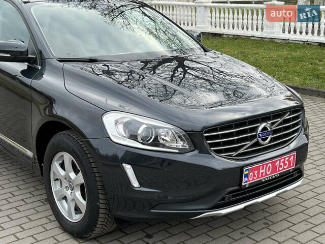 Серый Вольво ХС60, объемом двигателя 2.4 л и пробегом 215 тыс. км за 19900 $, фото 6 на Automoto.ua