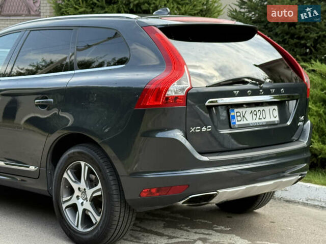 Сірий Вольво ХС60, об'ємом двигуна 3 л та пробігом 180 тис. км за 14950 $, фото 18 на Automoto.ua