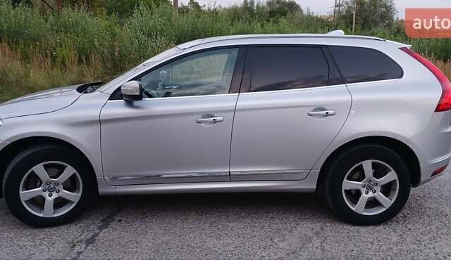 Сірий Вольво ХС60, об'ємом двигуна 2 л та пробігом 244 тис. км за 14200 $, фото 23 на Automoto.ua