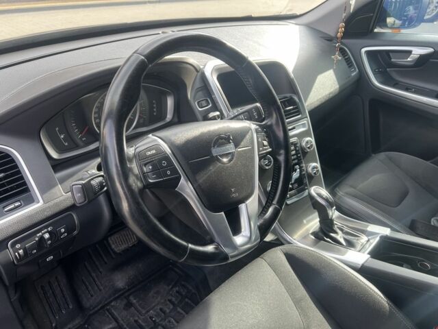 Серый Вольво ХС60, объемом двигателя 2.4 л и пробегом 306 тыс. км за 15300 $, фото 14 на Automoto.ua