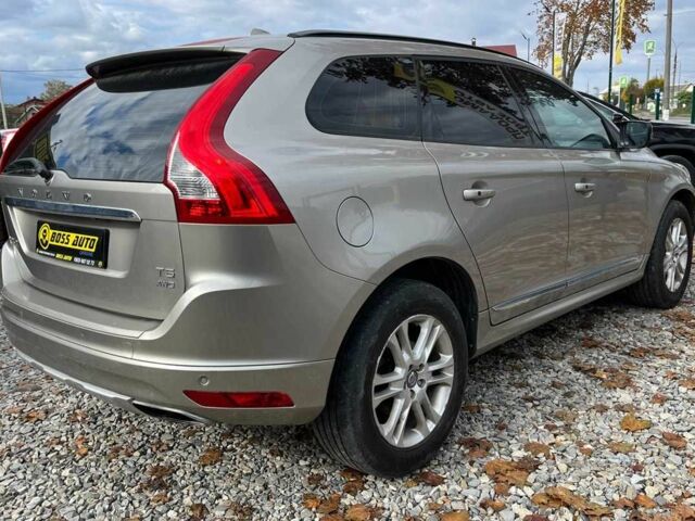 Серый Вольво ХС60, объемом двигателя 2.5 л и пробегом 258 тыс. км за 15999 $, фото 4 на Automoto.ua