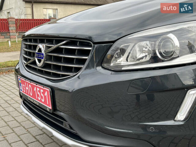 Серый Вольво ХС60, объемом двигателя 2.4 л и пробегом 215 тыс. км за 19900 $, фото 9 на Automoto.ua