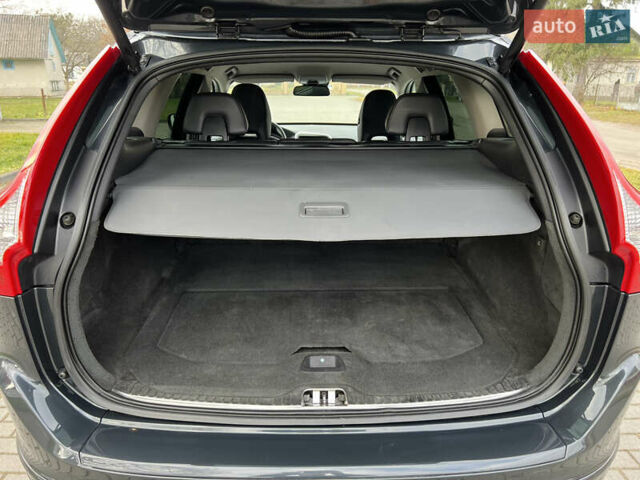 Серый Вольво ХС60, объемом двигателя 2.4 л и пробегом 215 тыс. км за 19900 $, фото 44 на Automoto.ua