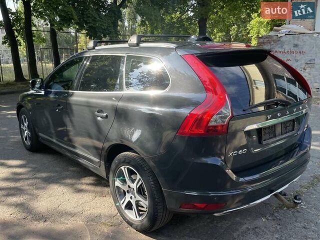 Серый Вольво ХС60, объемом двигателя 2.4 л и пробегом 270 тыс. км за 16700 $, фото 4 на Automoto.ua