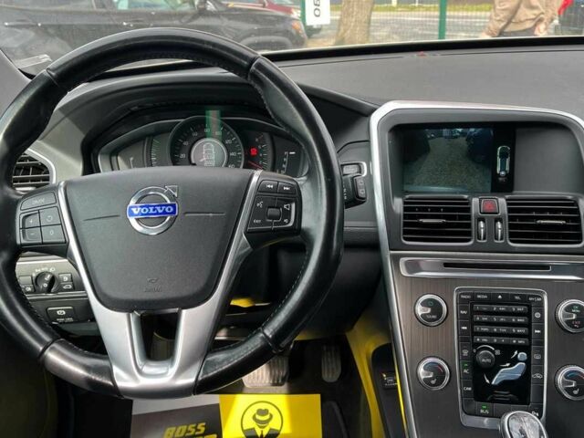 Серый Вольво ХС60, объемом двигателя 2.5 л и пробегом 258 тыс. км за 15999 $, фото 10 на Automoto.ua