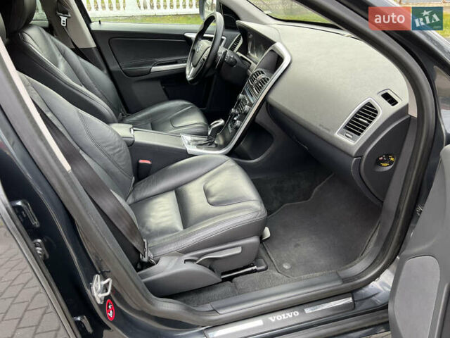 Серый Вольво ХС60, объемом двигателя 2.4 л и пробегом 215 тыс. км за 19900 $, фото 36 на Automoto.ua