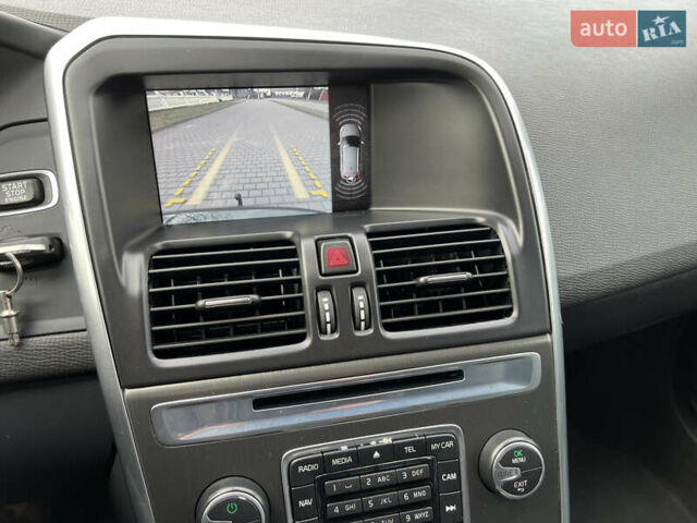 Серый Вольво ХС60, объемом двигателя 2.4 л и пробегом 215 тыс. км за 19900 $, фото 31 на Automoto.ua