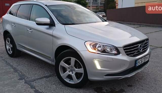 Сірий Вольво ХС60, об'ємом двигуна 2 л та пробігом 244 тис. км за 14200 $, фото 10 на Automoto.ua