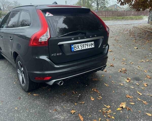 Вольво ХС60 2014 в Полонном на Automoto.ua Серый Вольво ХС60, объемом двигателя 2.4 л и пробегом 319 тыс. км за 16344 $, фото 20 на Automoto.ua