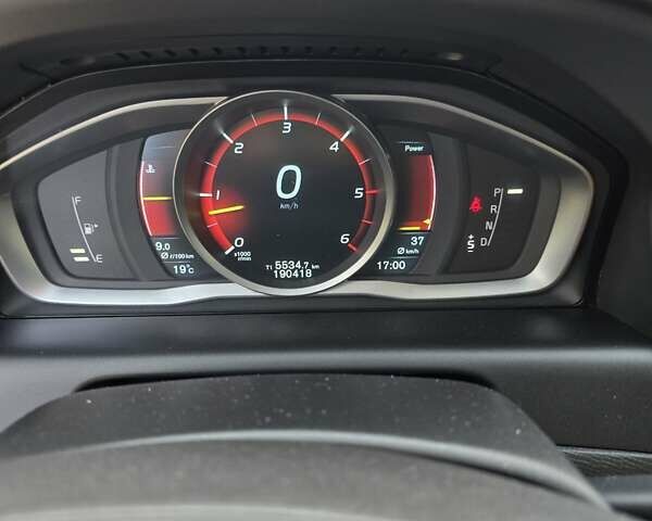 Серый Вольво ХС60, объемом двигателя 2.4 л и пробегом 190 тыс. км за 18900 $, фото 16 на Automoto.ua