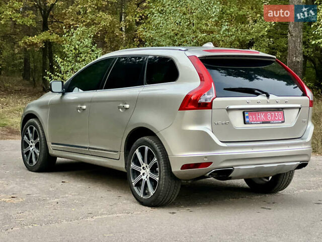 Вольво ХС60 2015 в Луцке на Automoto.ua Серый Вольво ХС60, объемом двигателя 2 л и пробегом 238 тыс. км за 15290 $, фото 16 на Automoto.ua