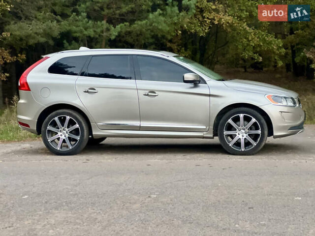 Вольво ХС60 2015 в Луцке на Automoto.ua Серый Вольво ХС60, объемом двигателя 2 л и пробегом 238 тыс. км за 15290 $, фото 9 на Automoto.ua