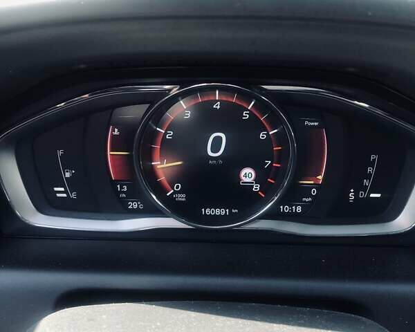 Сірий Вольво ХС60, об'ємом двигуна 1.97 л та пробігом 160 тис. км за 22300 $, фото 43 на Automoto.ua