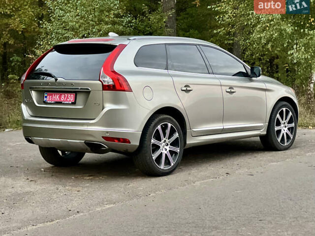 Вольво ХС60 2015 в Луцке на Automoto.ua Серый Вольво ХС60, объемом двигателя 2 л и пробегом 238 тыс. км за 15290 $, фото 11 на Automoto.ua