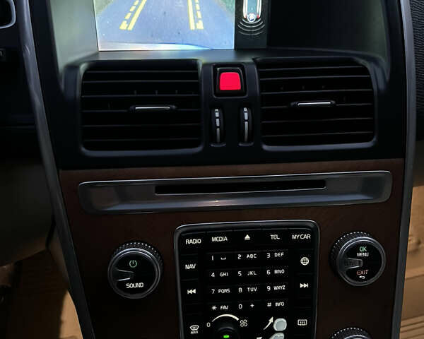 Вольво ХС60 2015 в Луцке на Automoto.ua Серый Вольво ХС60, объемом двигателя 2 л и пробегом 238 тыс. км за 15290 $, фото 45 на Automoto.ua