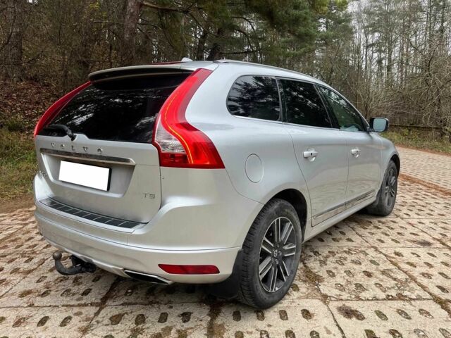 Сірий Вольво ХС60, об'ємом двигуна 2 л та пробігом 219 тис. км за 9900 $, фото 2 на Automoto.ua