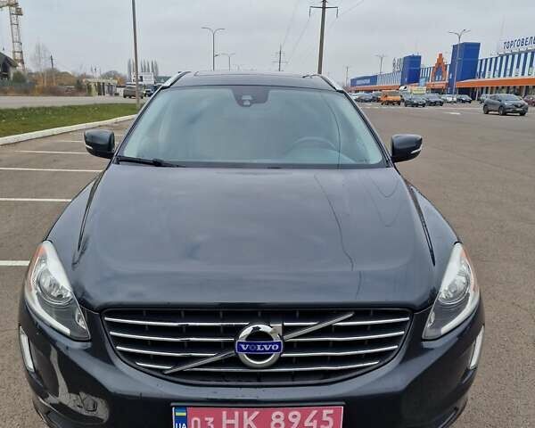 Серый Вольво ХС60, объемом двигателя 2.5 л и пробегом 210 тыс. км за 15900 $, фото 3 на Automoto.ua