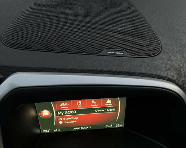 Вольво ХС60 2015 в Луцке на Automoto.ua Серый Вольво ХС60, объемом двигателя 2 л и пробегом 238 тыс. км за 15290 $, фото 47 на Automoto.ua