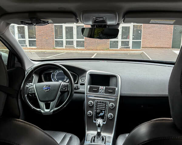 Сірий Вольво ХС60, об'ємом двигуна 1.97 л та пробігом 77 тис. км за 16700 $, фото 8 на Automoto.ua