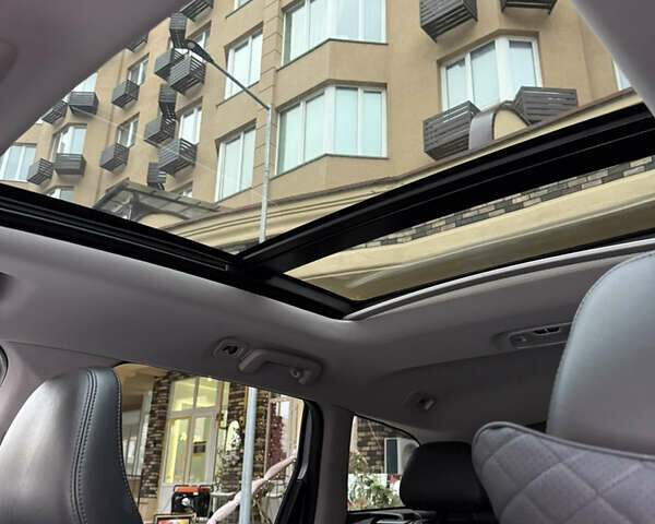 Сірий Вольво ХС60, об'ємом двигуна 1.97 л та пробігом 77 тис. км за 16700 $, фото 17 на Automoto.ua