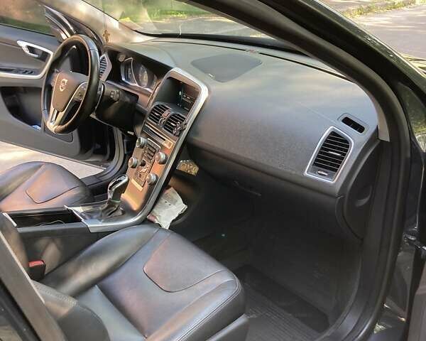 Серый Вольво ХС60, объемом двигателя 3 л и пробегом 123 тыс. км за 20500 $, фото 14 на Automoto.ua