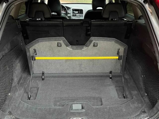 Сірий Вольво ХС60, об'ємом двигуна 2 л та пробігом 219 тис. км за 9900 $, фото 12 на Automoto.ua