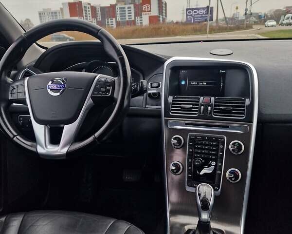 Серый Вольво ХС60, объемом двигателя 2.5 л и пробегом 210 тыс. км за 15900 $, фото 23 на Automoto.ua