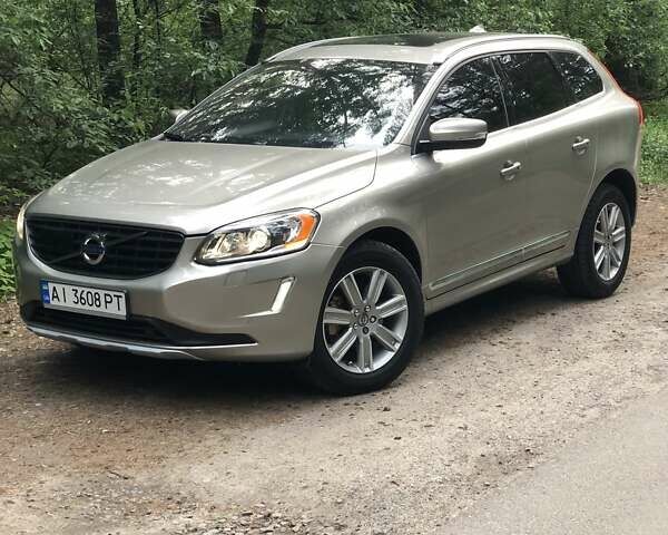 Сірий Вольво ХС60, об'ємом двигуна 1.97 л та пробігом 160 тис. км за 22300 $, фото 2 на Automoto.ua