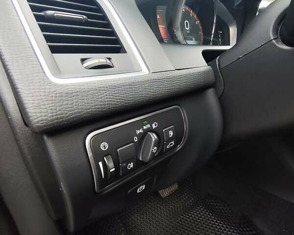 Серый Вольво ХС60, объемом двигателя 2 л и пробегом 175 тыс. км за 15800 $, фото 31 на Automoto.ua