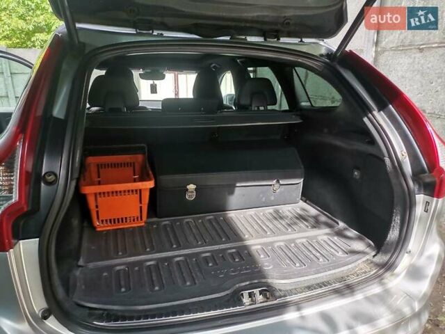 Сірий Вольво ХС60, об'ємом двигуна 2 л та пробігом 195 тис. км за 14000 $, фото 8 на Automoto.ua