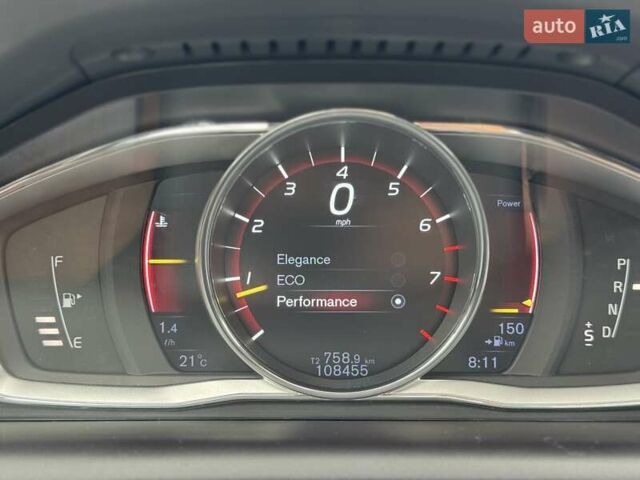 Серый Вольво ХС60, объемом двигателя 2.5 л и пробегом 108 тыс. км за 15700 $, фото 66 на Automoto.ua