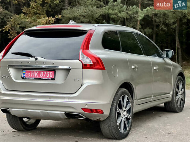 Вольво ХС60 2015 в Луцке на Automoto.ua Серый Вольво ХС60, объемом двигателя 2 л и пробегом 238 тыс. км за 15290 $, фото 15 на Automoto.ua