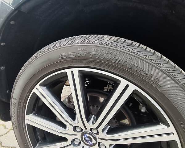 Серый Вольво ХС60, объемом двигателя 2 л и пробегом 175 тыс. км за 15800 $, фото 38 на Automoto.ua