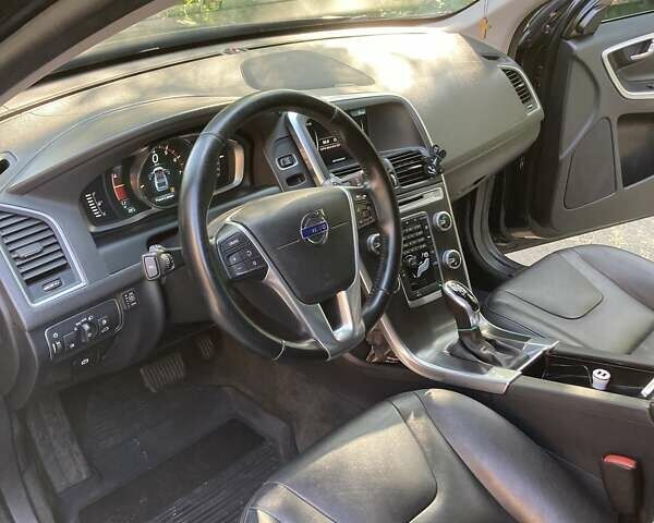 Серый Вольво ХС60, объемом двигателя 3 л и пробегом 123 тыс. км за 20500 $, фото 9 на Automoto.ua