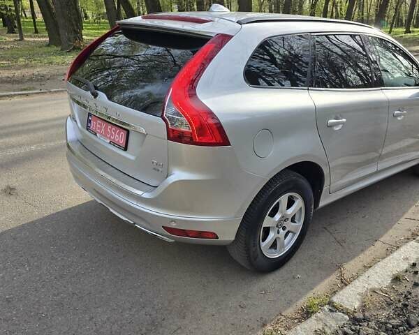 Серый Вольво ХС60, объемом двигателя 2.4 л и пробегом 190 тыс. км за 18900 $, фото 6 на Automoto.ua