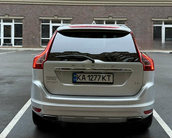 Сірий Вольво ХС60, об'ємом двигуна 1.97 л та пробігом 77 тис. км за 16700 $, фото 3 на Automoto.ua