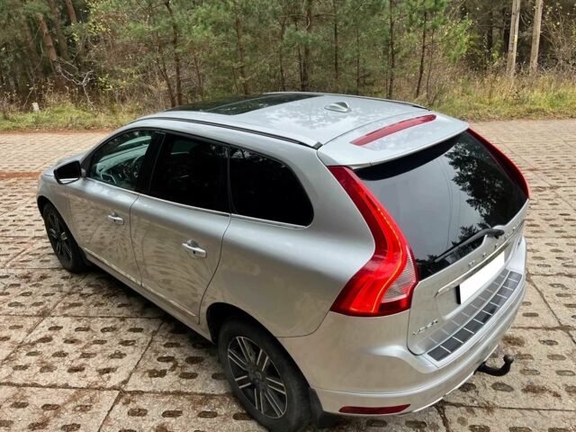 Сірий Вольво ХС60, об'ємом двигуна 2 л та пробігом 219 тис. км за 9900 $, фото 4 на Automoto.ua