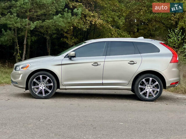 Вольво ХС60 2015 в Луцке на Automoto.ua Серый Вольво ХС60, объемом двигателя 2 л и пробегом 238 тыс. км за 15290 $, фото 1 на Automoto.ua