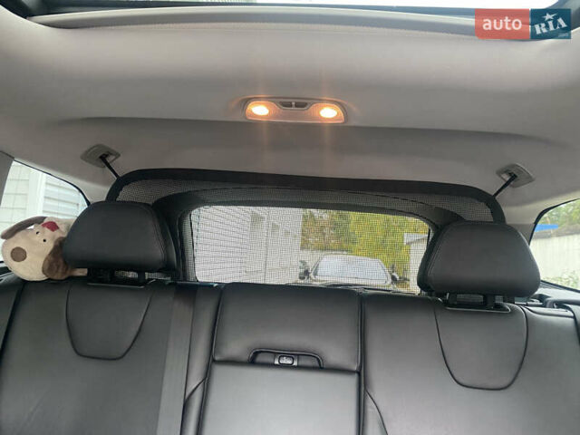 Серый Вольво ХС60, объемом двигателя 1.97 л и пробегом 250 тыс. км за 15900 $, фото 35 на Automoto.ua