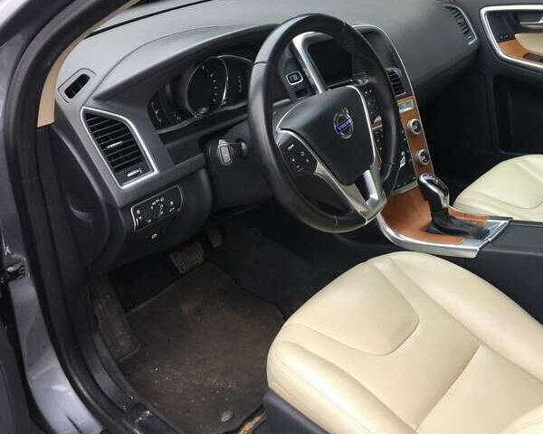 Серый Вольво ХС60, объемом двигателя 1.97 л и пробегом 169 тыс. км за 16900 $, фото 14 на Automoto.ua