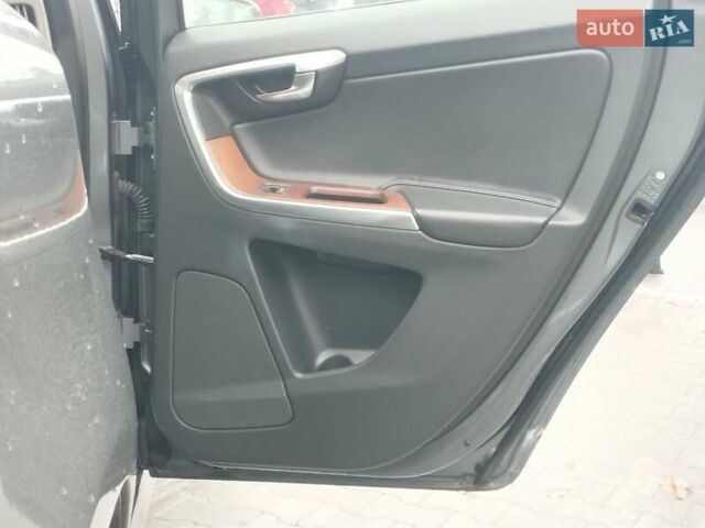 Серый Вольво ХС60, объемом двигателя 1.97 л и пробегом 239 тыс. км за 22990 $, фото 32 на Automoto.ua