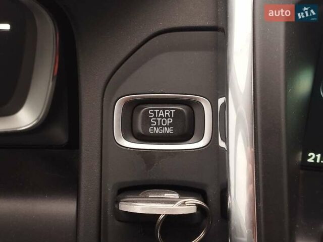 Серый Вольво ХС60, объемом двигателя 1.97 л и пробегом 239 тыс. км за 22990 $, фото 40 на Automoto.ua